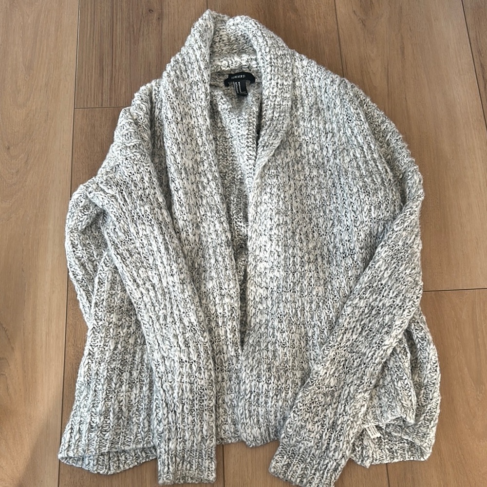 Forever 21 Gray Knit Cardigan